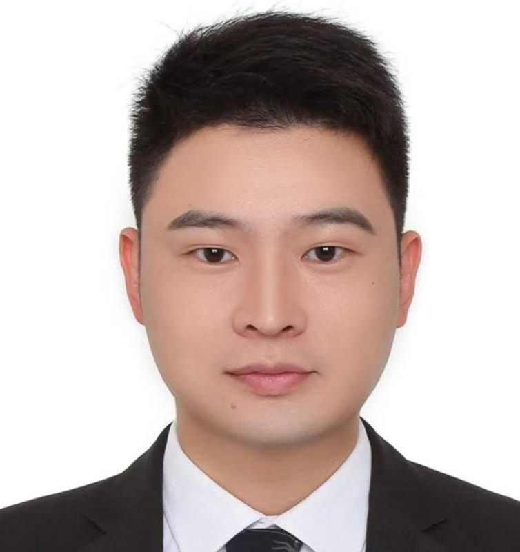 张坤